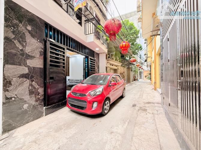 Siêu phẩm Mỹ Đình- Nam Từ Liêm. Ô tô đỗ cửa, phố Lê Quang Đạo. 31M. Giá 8,6 tỷ