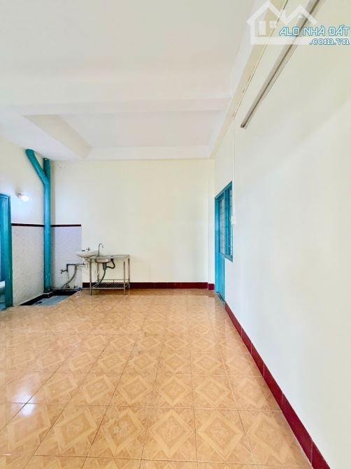 Bán căn hộ chung cư view phố Q1 SHR giá hạt rẻ