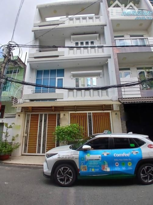 Cần Bán Nhà Hoàng Hoa Thám, Tân Bình - Giá 4Tỷ890/6mx15m. Sổ Sẵn. Hẻm Xe Hơi