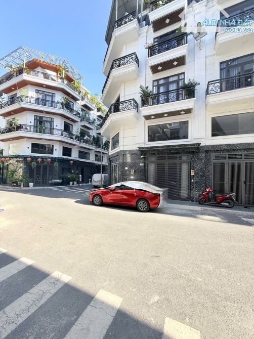 Khu VIP THÀNH ĐÔ - Đường THẠNH XUÂN 38, Thới An, DT 51m2, 5 tầng Chủ tặng Full nội thất