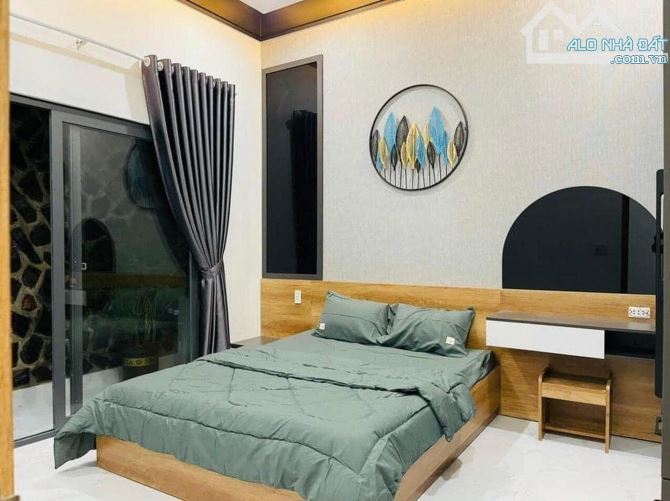 Bán Tòa căn hộ 4 tầng, đường Nước Mặn 5, Nam Việt Á, dòng tiền 40tr/th,, dt 96m2, giá 9,8