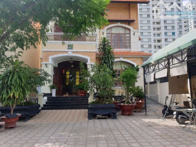 BÁN NHÀ MTKD ĐƯỜNG NGUYỄN BÌNH. NHÀ BÈ. DT 465M2. CHỈ 30 TỶ