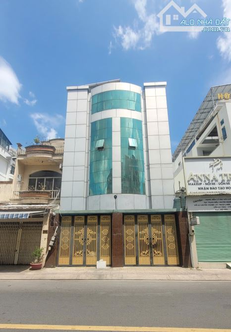 Toà building MT Nguyễn Xuân Khoát - Tân Phú.DT 8m❌️23.5m - 190m2 -4 Tầng- Thang máy