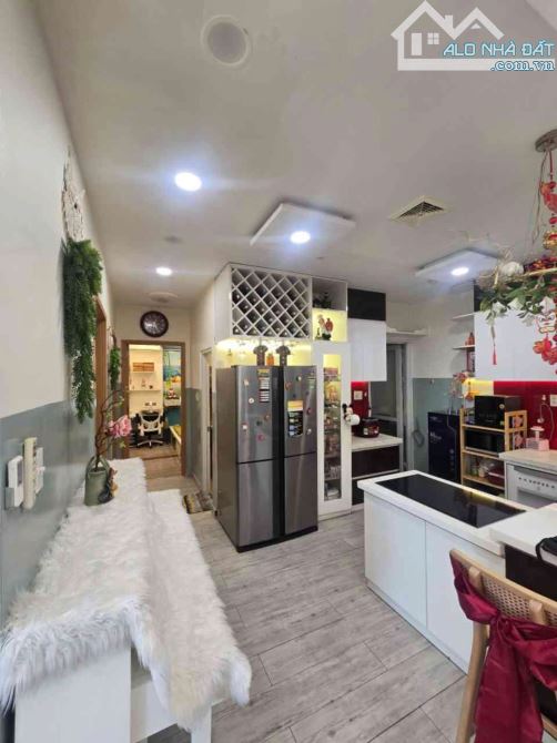 C/C Tara Presidence - Tạ Quang Bửu Quận 8 - 108m2 SD - 3PN - 4,x Tỷ