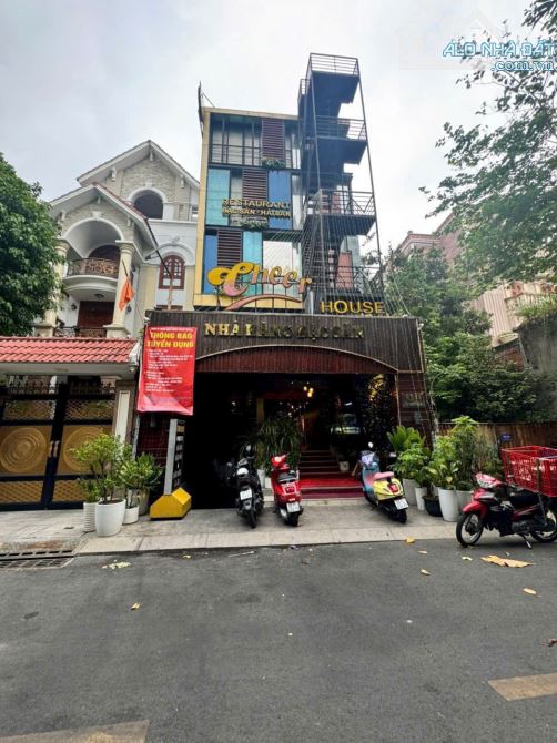 TÒA BUILDING LÊ NGÔ CÁT QUẬN 3 – NGANG KHỦNG 7M – HĐ THUÊ 195 TRIỆU – CHỦ GIẢM GẤP 15 TỶ