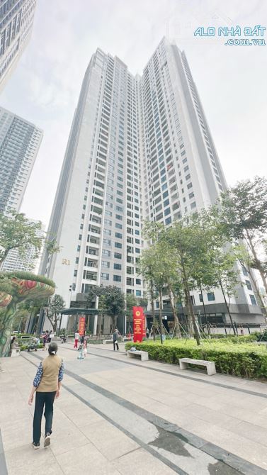 SIÊU PHẨM CĂN HỘ CAO CẤP Hồ TÙNG MẬU . 172M2. GIÁ CHỈ 13,8TỶ. SỔ ĐỎ CẤT KÉT SẴN SÀNG GIAO
