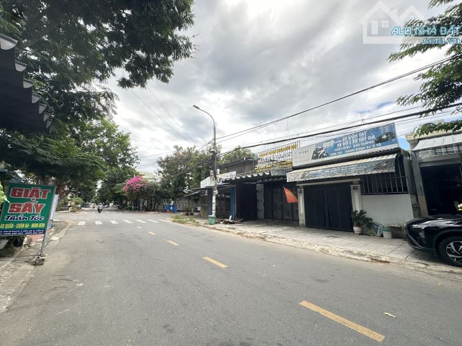 Bán dãy trọ đường Lê Thạch 7m5 112m2 sát bến xe trung tâm Đà Nẵng