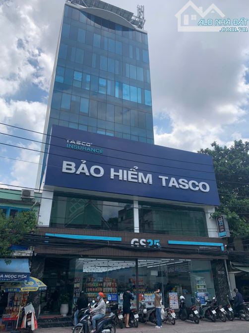 Toà nhà siêu vị trí ngay mặt tiền Cách Mạng Tháng 8, Phường 11, Quận 3