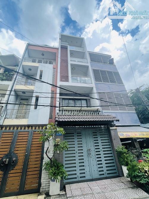 Hẻm Xe Tải Thông - Khu VIP Tân Sơn Nhì - 4 Tầng - 72m2 - 4 x18m - Tiện ở - Chỉ 12.3 Tỷ