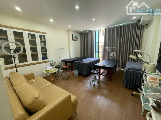 BÁN BT LIỀN KỀ KĐT VĂN PHÚ HÀ ĐÔNG,GẦN CỘT ĐỒNG HỒ LACASTA. NHÀ ĐÃ HOÀN THIỆN.GÍA 18,35 TỶ