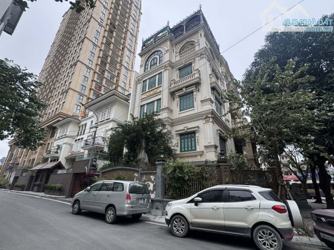 Cần bán Biệt thự Lão Thành CM- Yên Hoà- 236m2- Mt: 14m- giá siêu rẻ