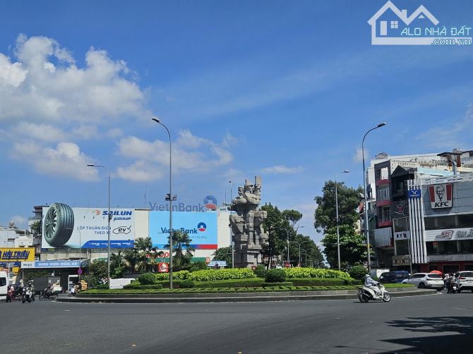 GIẢM SẬP SÀN, NHÀ 105M2 NỞ HẬU TÀI LỘC – HẺM XE HƠI, KINH DOANH ĐỈNH – LÝ THÁI TỔ QUẬN 10