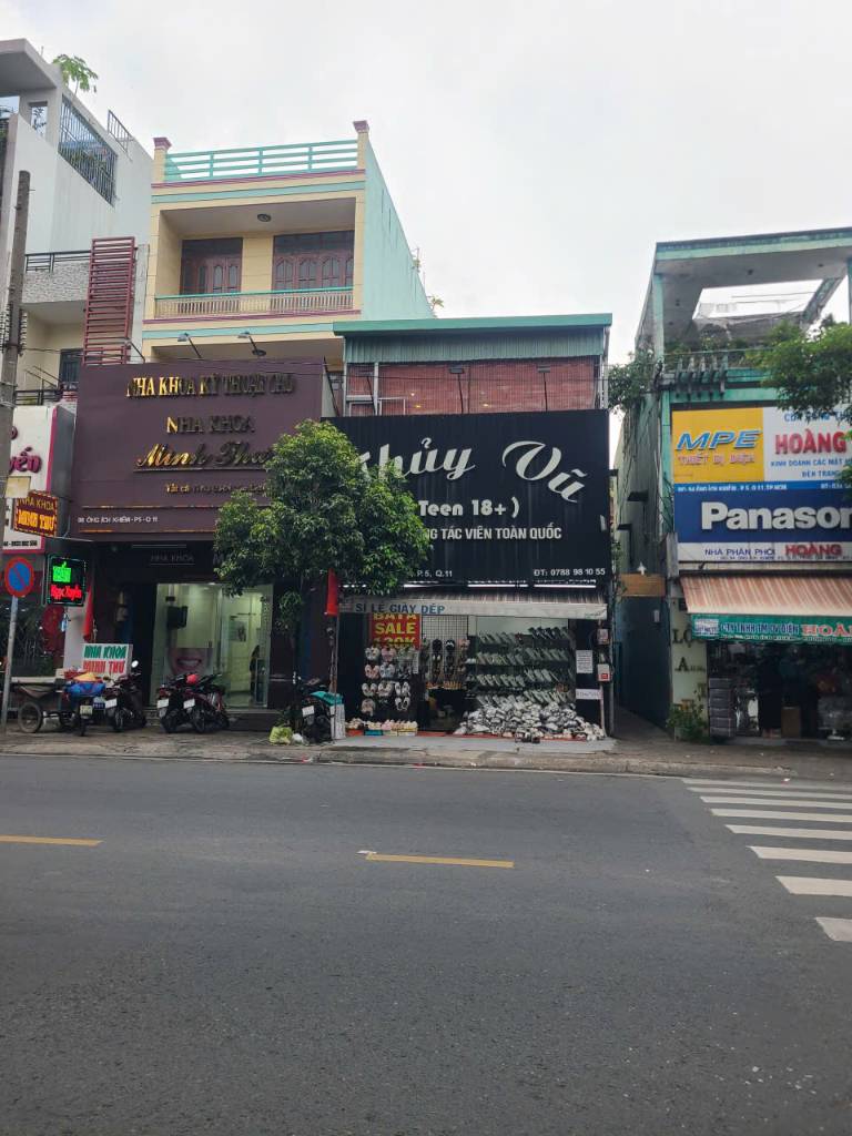 Bán nhà mặt tiền Ông Ích Khiêm Quận 11, DT 5,2x13m siêu vị trí, giá tốt chỉ nhỉnh 16 tỷ TL