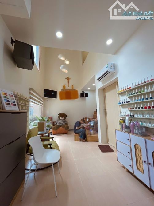 Bán nhà 60m2, 2 tầng, Tô Ngọc Vân, Linh Tây, Thủ Đức. TP HCM. Giá 7.28 tỷ, sổ hồng