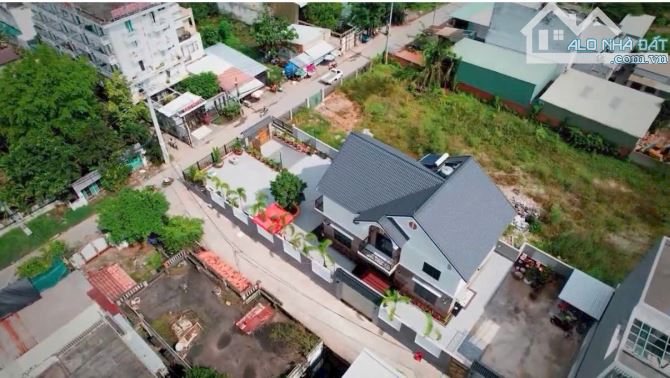 Biệt Thự Mặt Tiền Bưng Ông Thoàn. Quận 9 - 16x36m, 545m² – Giá 49,5 Tỷ