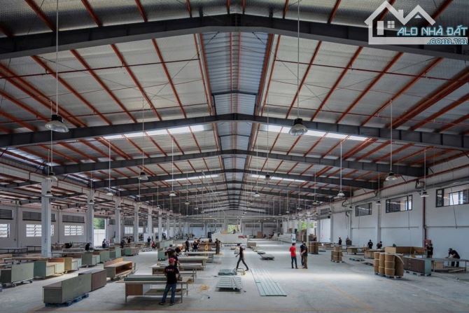 BÁN NHÀ XƯỞNG DIỆN TÍCH 8424M2 MẶT TIỀN TỈNH LỘ 8, CỦ CHI, GIÁ CHỈ 109 TỶ
