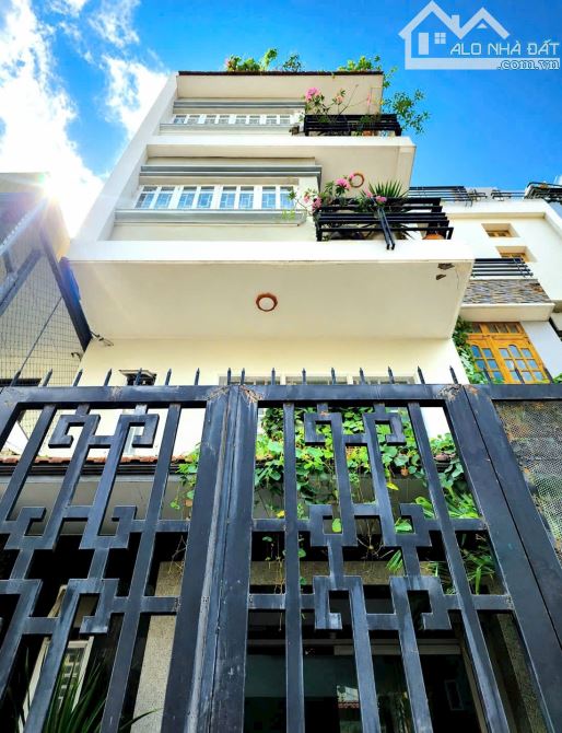 CHÚ KIỆT BÁN NHANH NHÀ LÝ TRỰ TRỌNG, QUẬN 1. GIÁ:5,16Tỷ/4mx15,5m.1TRỆT,3LẦU. SỔ HỒNG RIÊNG