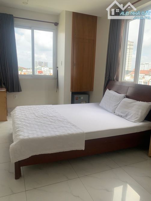 VIP LÔ GÓC KHÁCH SẠN 6 TĂNG ĐỐI DIỆN BỆNH VIỆN QUỐC TẾ NAM SÀI GÒN SÁT HIM LAM Q.7