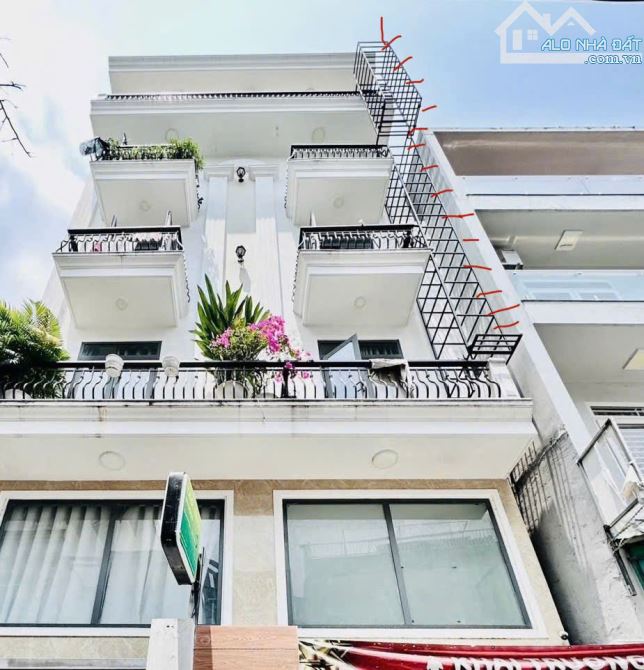 Bán Building 4–6 Phó Đức Chính, Phường 1, Quận Bình Thạnh