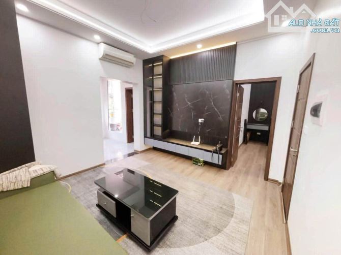 Căn hộ 325 kim ngưu 70m 2 ngủ đầy đủ công năng