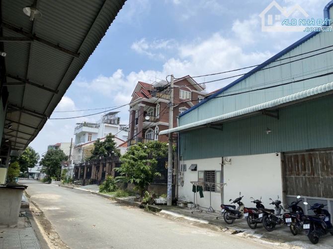 Nhà Xưởng - Quốc Lộ 13 Hiệp Bình - Cạnh Vạn Phúc City - 550M2 (24x22) - 35Tỷ