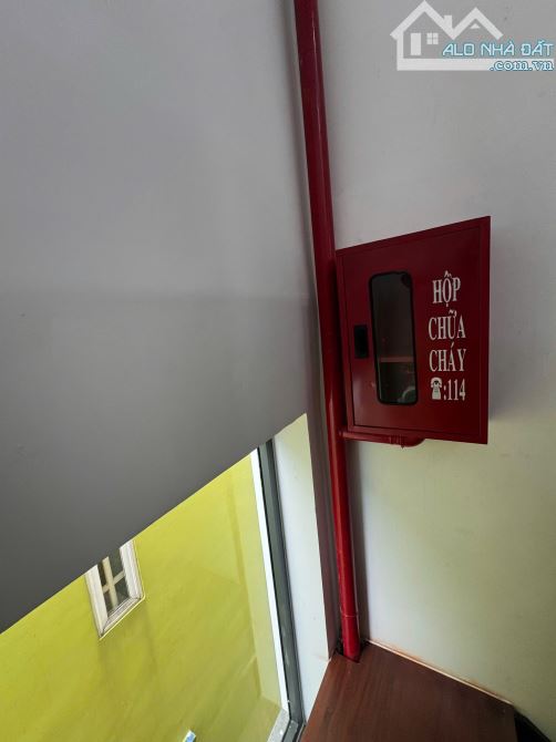 Toà căn hộ dịch vụ 5 tầng thang máy phan huy ích gò vấp.