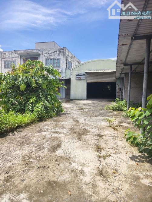🏭 BÁN XƯỞNG MẶT TIỀN ĐƯỜNG THANH NIÊN – KHUÔN VIÊN 1.309M² – CÓ NHÀ VĂN PHÒNG 2 TẦNG