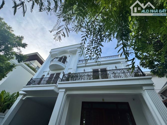 CHUYỂN CÔNG TÁC CHỦ CẦN BÁN BIỆT THỰ EURO VILLAGE 2 SÁT SÔNG HÀN