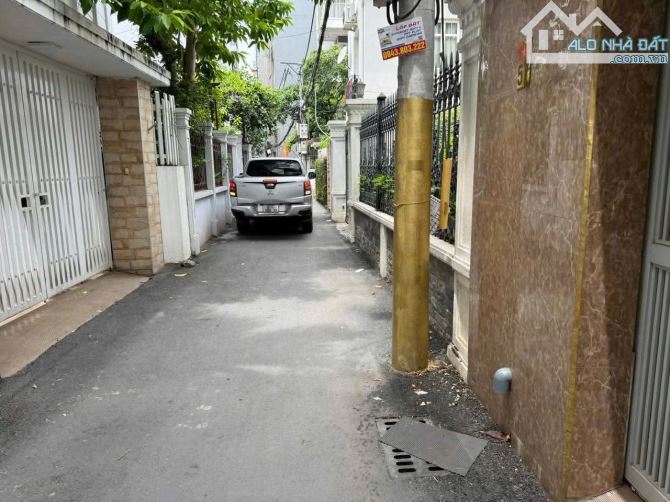 Bồ Đề - Nhà 3 Tầng Chỉ Nhỉnh 5 Tỷy- Ngõ Ô Tô Thông Bồ Đề Hồng Tiến
