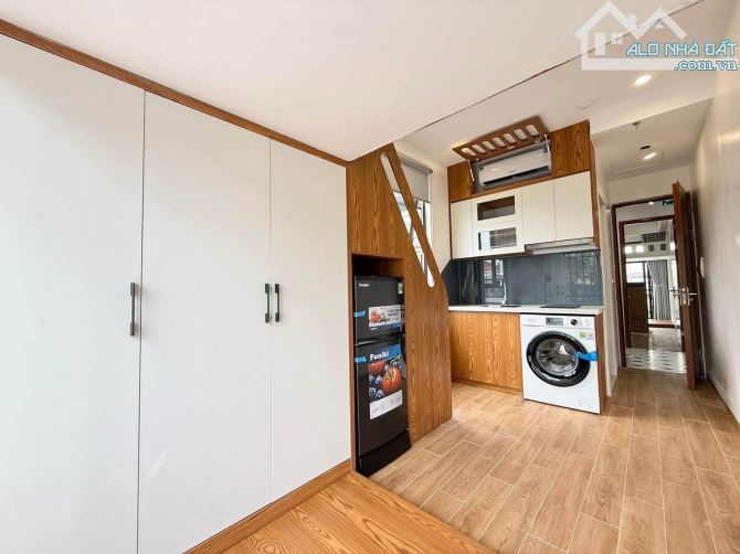 Bán CCMN Yên Hòa, Cầu Giấy, 48m² x 6T, 10 phòng khép kín, cách phố 30m, dòng tiền 65tr/ th