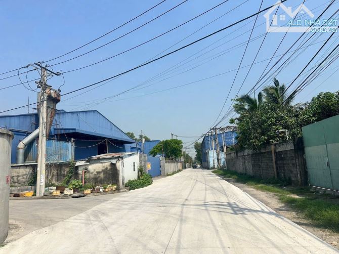 HN050 ( Mã SP X088 ) Giảm mạnh 2tỷ từ 20tỷ nay chỉ còn 18tỷ, KV tập chung nhiều công ty