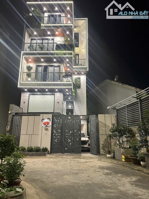 Hiếm- Chỉ 10.x, 8x13m ( 5 tầng ) Phan Huy ích, Nguyễn Tư Giản, Gò Vấp - Full nội thất cấp