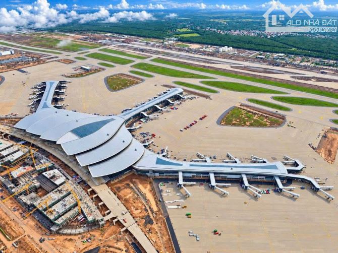X176. Bán hoặc cho thuê lại toàn bộ nhà máy C.Ty May mặc có sẵn 10 chuyền may và công nhân