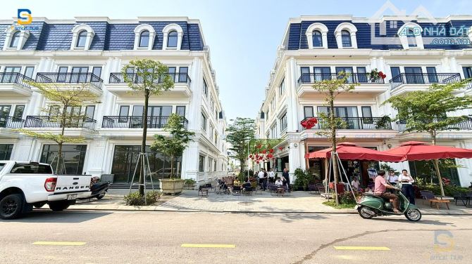 SHOPHOUSE 2 MẶT TIỀN ĐỐI DIỆN CHỢ CỐNG MỚI HUẾ, GIÁ 2,5TỶ(30%/CĂN) - THANH TOÁN 18 THÁNG