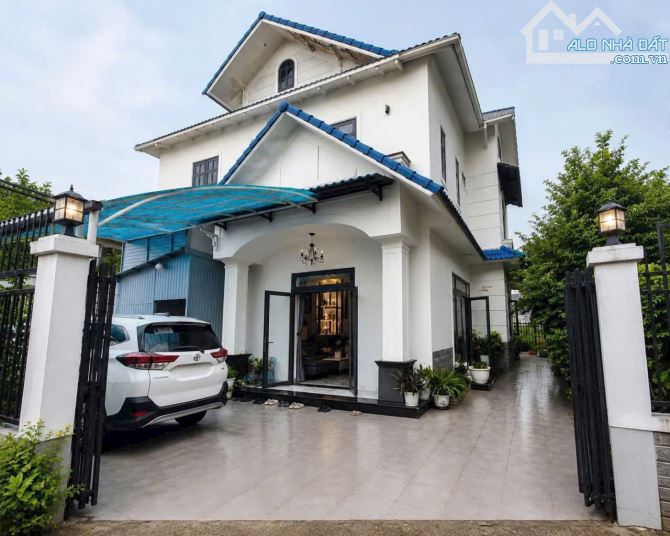 HẠ CÒN 8,2 TỶ. VILLA ĐƯỜNG TRỊNH HOÀI ĐỨC. P11. 200M2. NGANG 10,7M. 3 TẦNG. 5PN