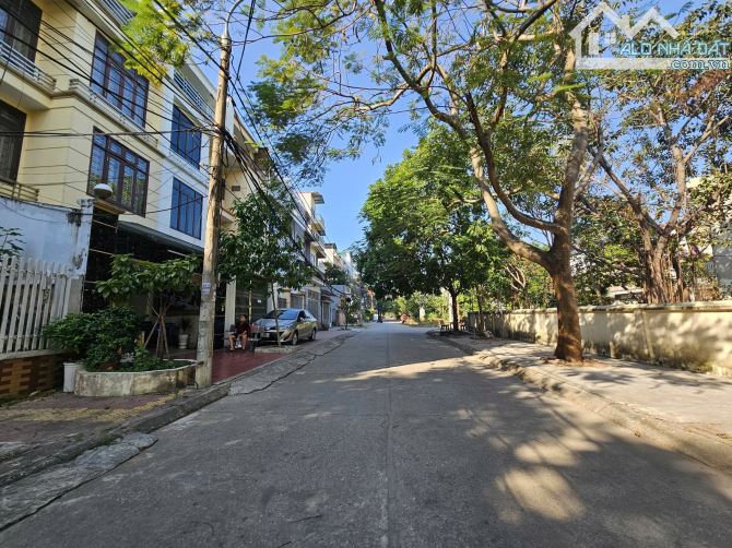 🏠Bán Nhà 4 Tầng KDT Đồng Xép, Hoàn Sơn, Làn 2 Đường 287, Tiên Du Mt 5m Dt 125m2 Giá 5.9 ỷ
