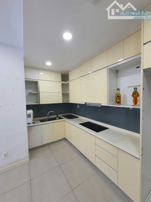 Siêu hiếm căn hộ 75m2 (2PN + 2WC), đối diện NTĐ Phú Thọ, view nội khu, ĐÃ CÓ SỔ, 6,9 tỷ
