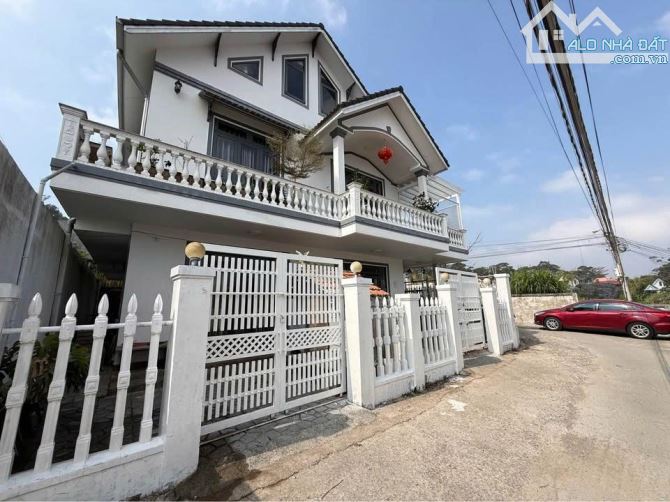 CHỦ CHUYỂN CHỖ BÁN NHANH VILLA GẦN DINH 1 210M GIÁ 13 TỶ THƯƠNG LƯỢNG