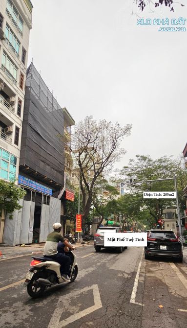 Bán Tòa Văn Phòng 9 Tầng Có Hầm Ngay Ngã 4 Tuệ Tĩnh 205m2 Mt8,5m Đủ GPXD, PCCC Giá 1,25 Tỷ