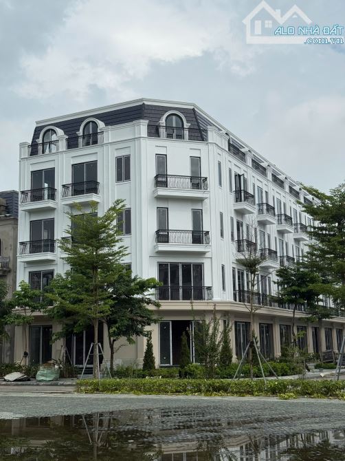 LK HOA HẬU 65M VIEW VƯỜN HOA HIM LAM LEGEND THƯỜNG TÍN