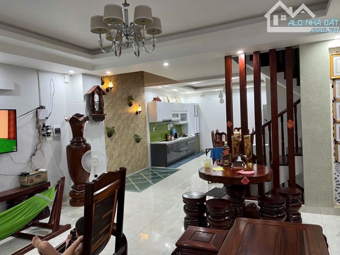 BÁN CĂN SHOPHOUSE PHƯỜNG 3 CHỈ 7 TỶ 200