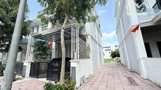 CHỦ GỬI BÁN NHÀ NỘI THẤT SIÊU ĐẸP - SANG XỊN