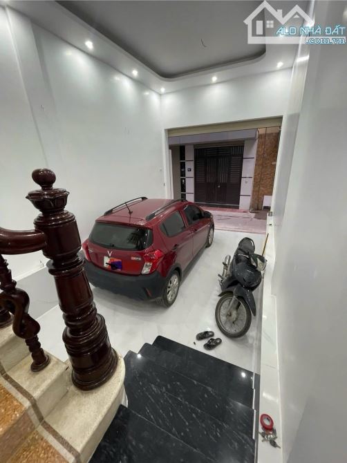 Hoàng Mai, ôtô vào nhà, đường thông KD, 2 thoáng, DT 45 m2, 4 tầng, MT 3.6 m, giá 11.5 tỷ