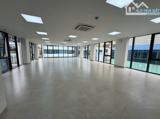 Tòa Văn Phòng 9 Tầng Có Hầm Mp Vương Thừa Vũ 160m2 Lô 3 Mặt Tiền 45m Đủ PCCC, GPXD