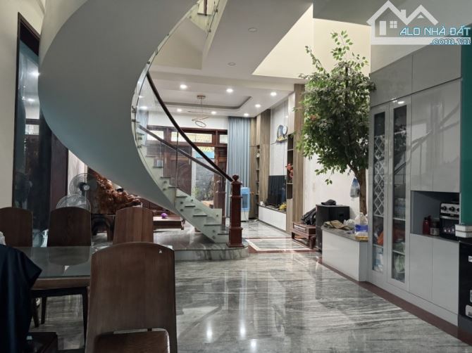 Bán Biệt thự mini đường số 26, Hiệp Bình Chánh, Thủ Đức, TP HCM. DT 140 m2, 3 tầng, SHR.
