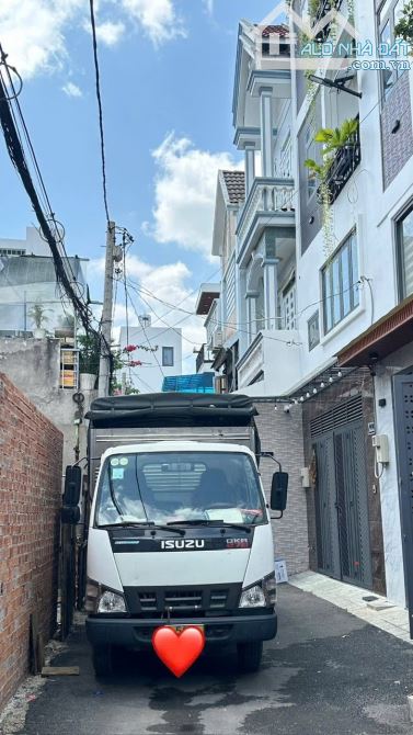 BÁN GẤP NHÀ MỚI 4 TẦNG - HXH TRƯƠNG THỊ HOA - Ngay MEGA HIỆP PHÚ- CHỈ 4,7 TỶ- Q12.