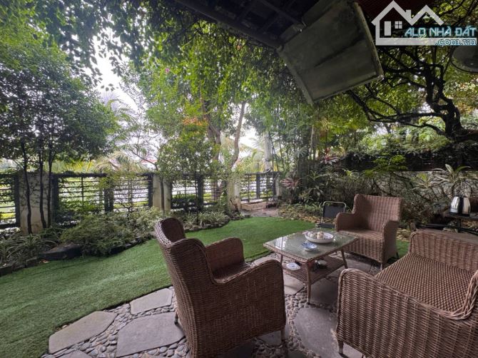 Bán BIỆT THỰ ĐƠN LẬP-NAM AN KHÁNH-VIEW HỒ CỰC ĐẸP-MẶT TRƯỚC ĐƯỜNG NỘI KHU, ĐẰNG SAU ĐƯỜ