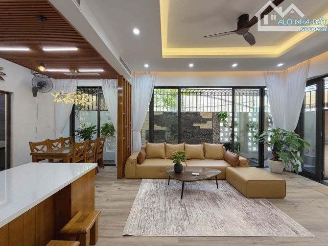 BÁN BIỆT THỰ ĐẸP TẠI ĐƯỜNG 3/2 HẢI CHÂU, ĐÀ NẴNG 78M2 7,85 TỶ