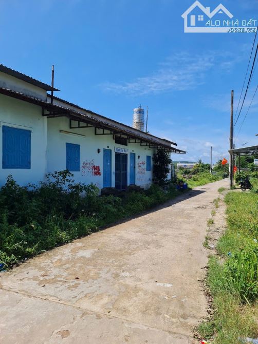 Gấp - Bán Dãy Trọ 16 phòng - 1100m2 - Thu nhập 30tr - Chỉ 10 Tỷ