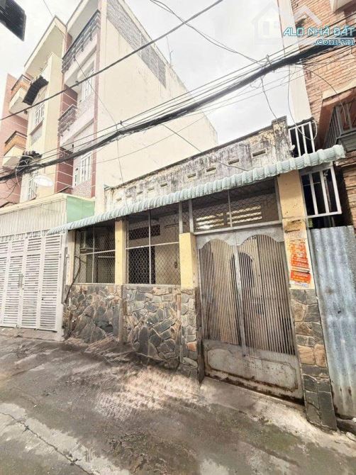 PHÚ NHUẬN Nhiêu tứ - Phu PHan Xích Long (6x18m) 88m2 Nhà cấp 4 - Giá 8,8 tỷ.